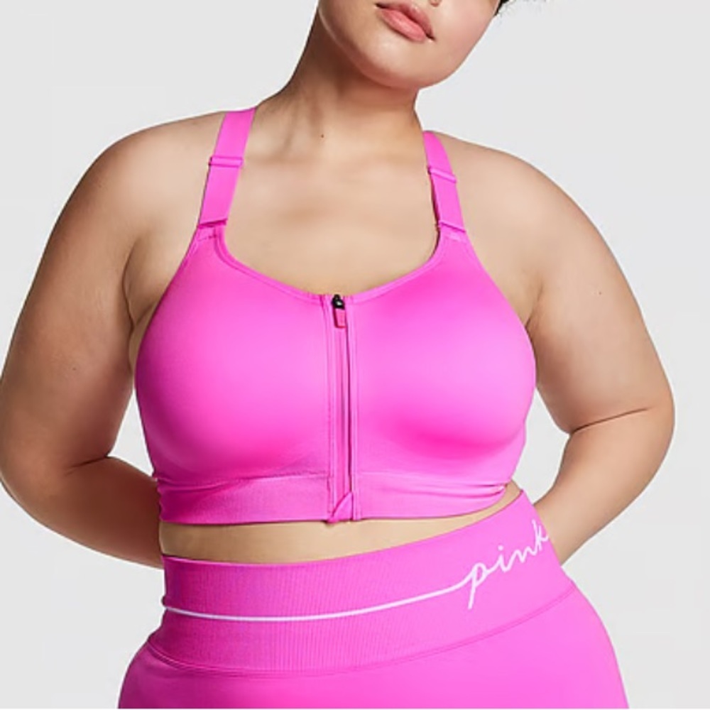 New
PINK Bras
PINK
Seamless Air High-Impact Sports Bra